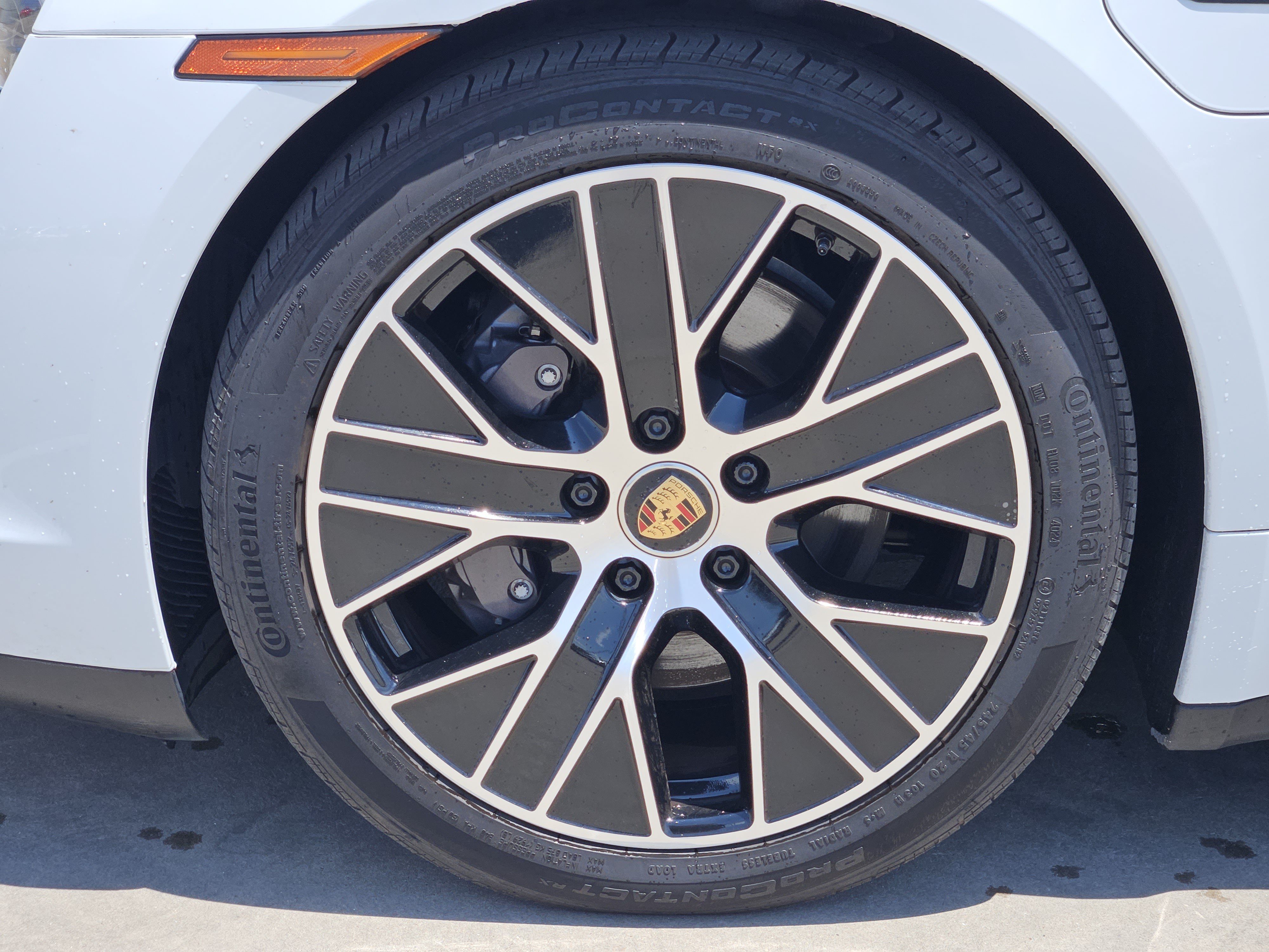 Certified 2022 Porsche Taycan RWD image 14