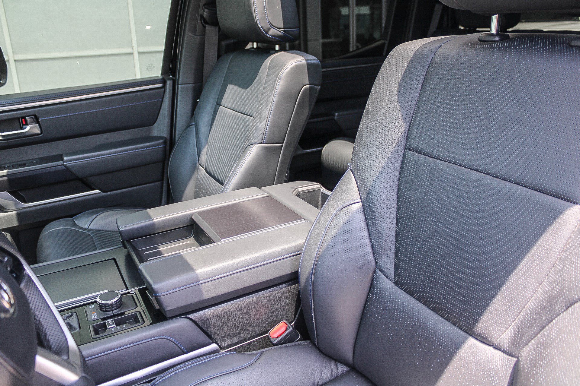 Certified 2024 Toyota Tundra Platinum AWD/4WD image 18