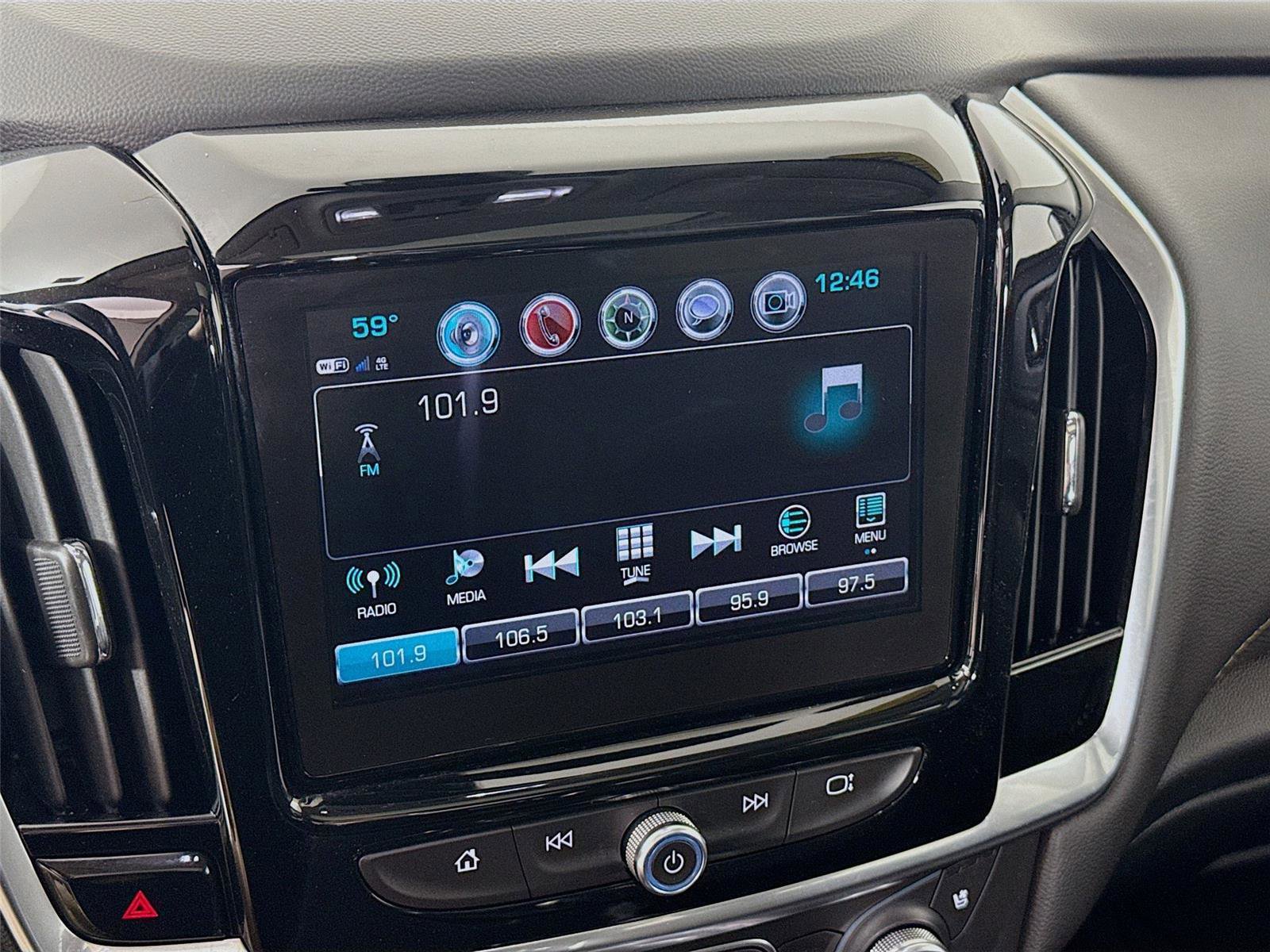 Used 2019 Chevrolet Traverse Premier w/ LPO, Blackout Package AWD/4WD image 7