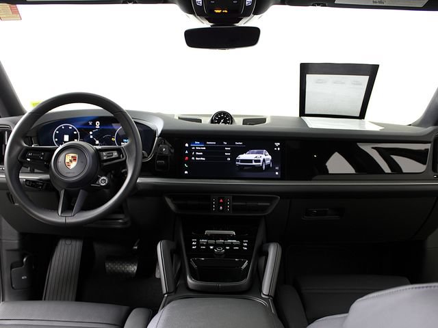 Certified 2026 Porsche Cayenne Coupe AWD/4WD image 13