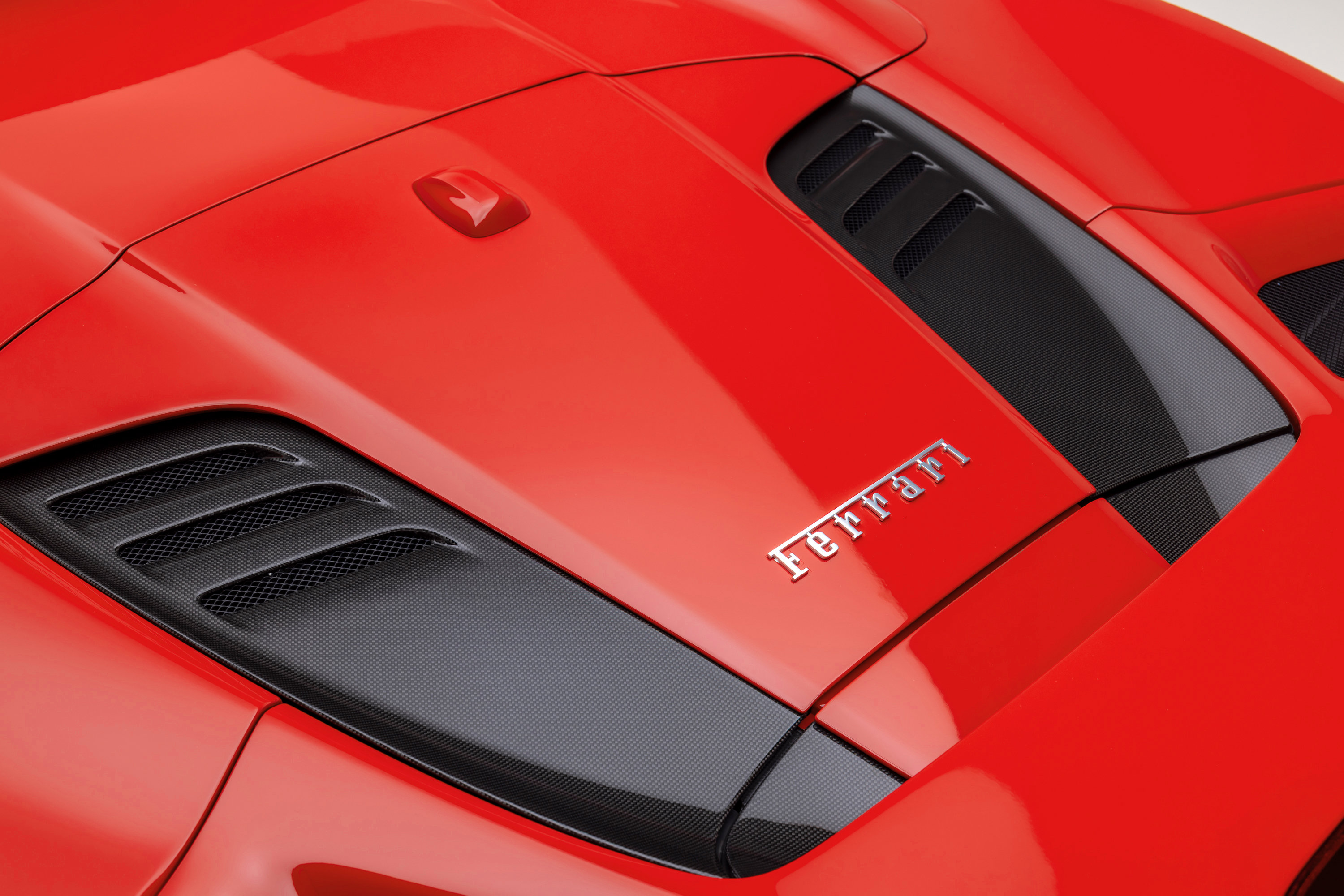 Certified 2022 Ferrari F8 Tributo RWD image 16