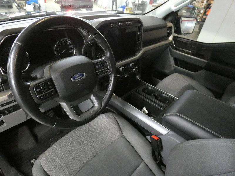 Used 2021 Ford F150 XLT w/ Equipment Group 302A High AWD/4WD image 9