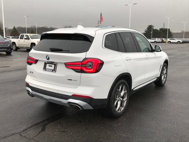 Used 2024 BMW X3 xDrive30i video 3