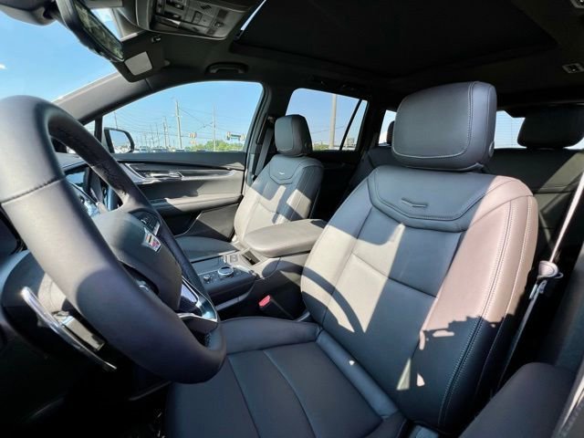 Used 2024 Cadillac XT6 Sport w/ LPO, Onyx Lite Package AWD/4WD image 13