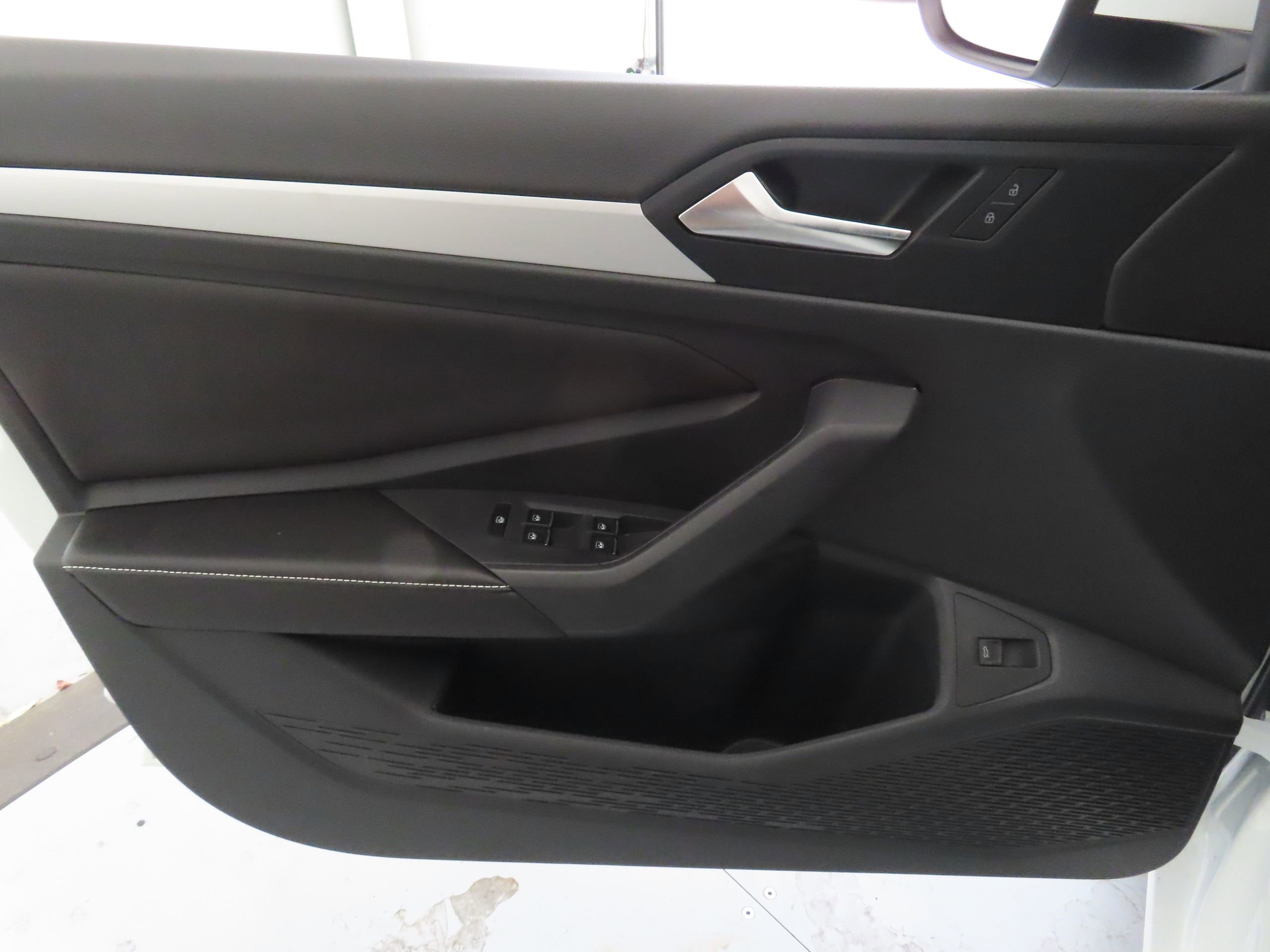 New 2026 Volkswagen Jetta Sport FWD image 9