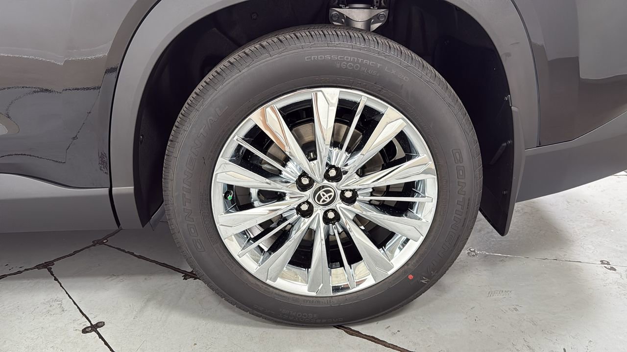 New 2025 Toyota Grand Highlander Platinum image 24