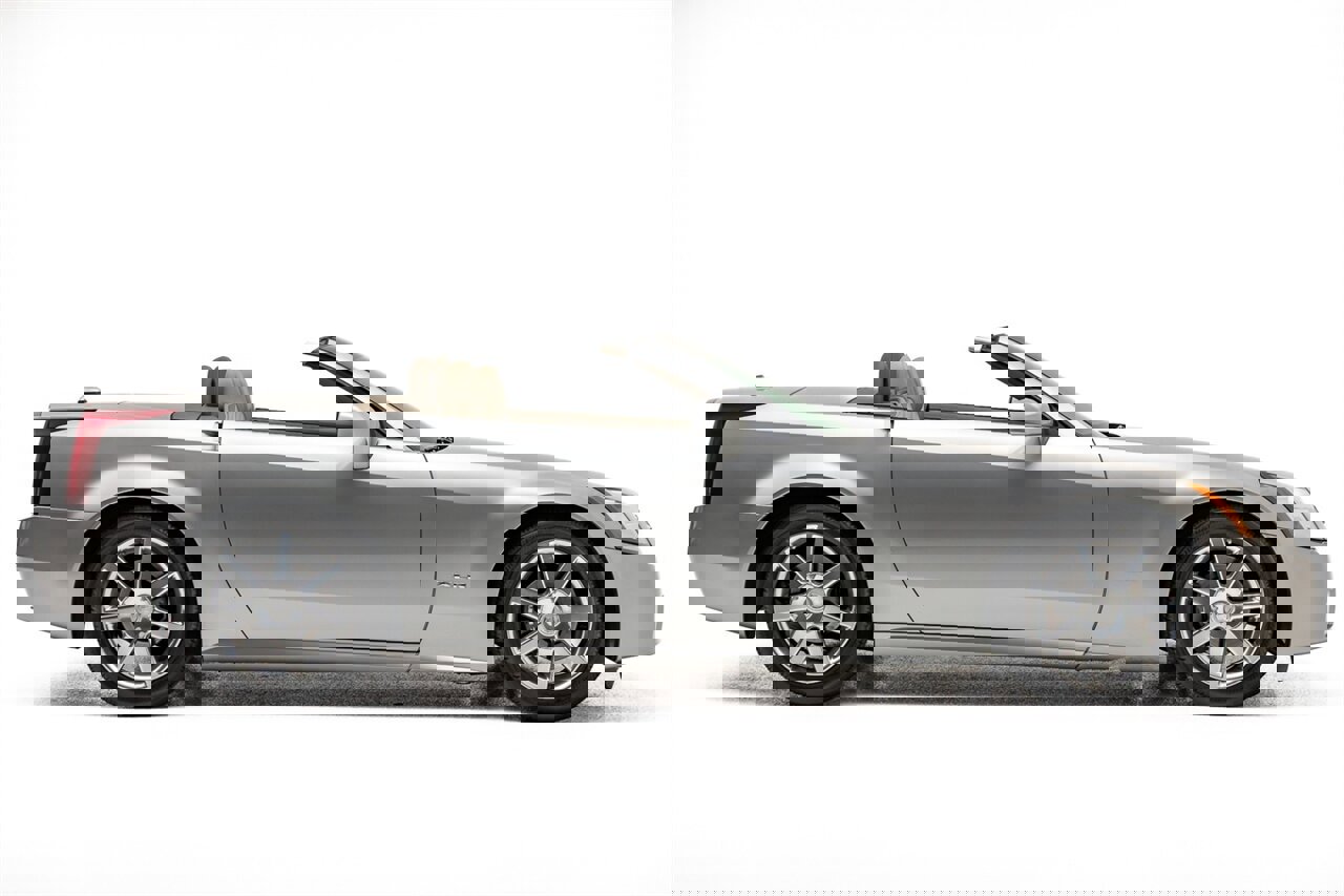 Used 2005 Cadillac XLR image 20