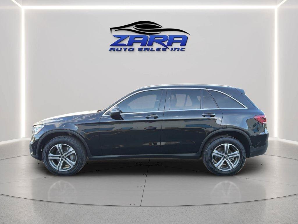 Used 2021 Mercedes-Benz GLC 300 4MATIC image 4
