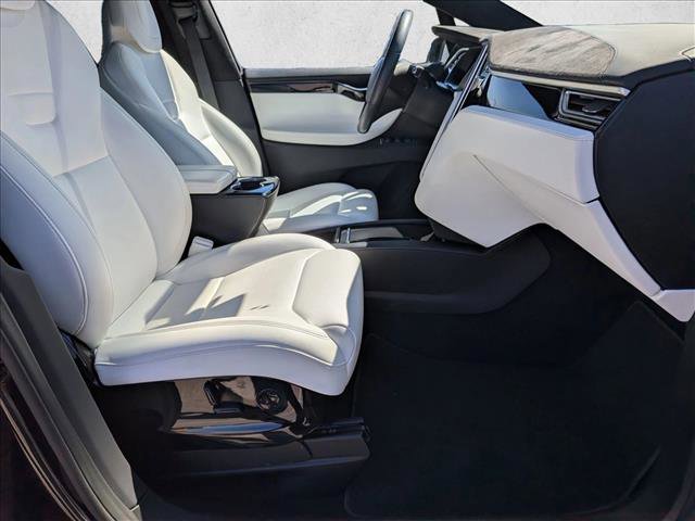 Used 2017 Tesla Model X 90D image 21