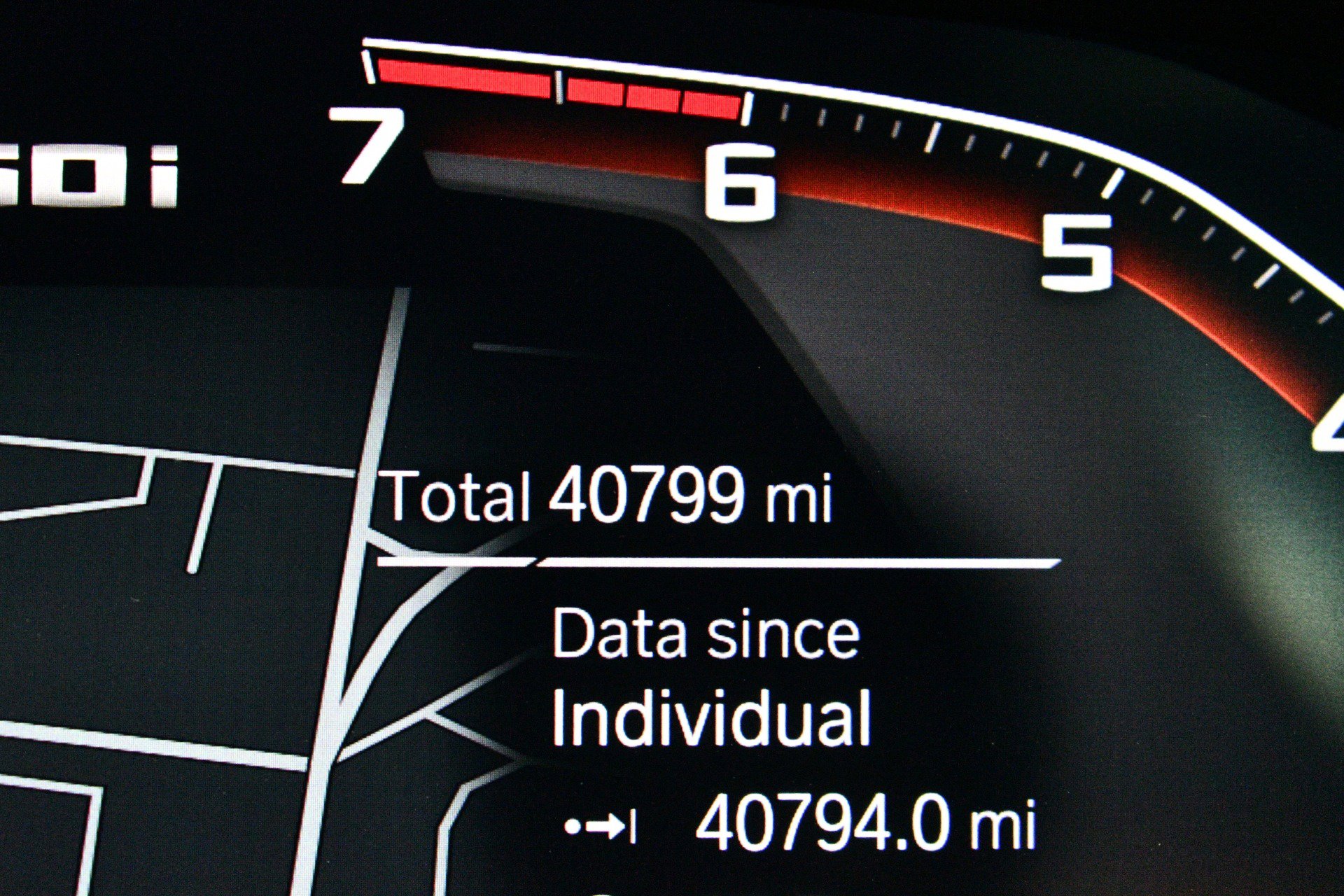 Used 2022 BMW X7 M50i w/ Luxury Seating Package image 30