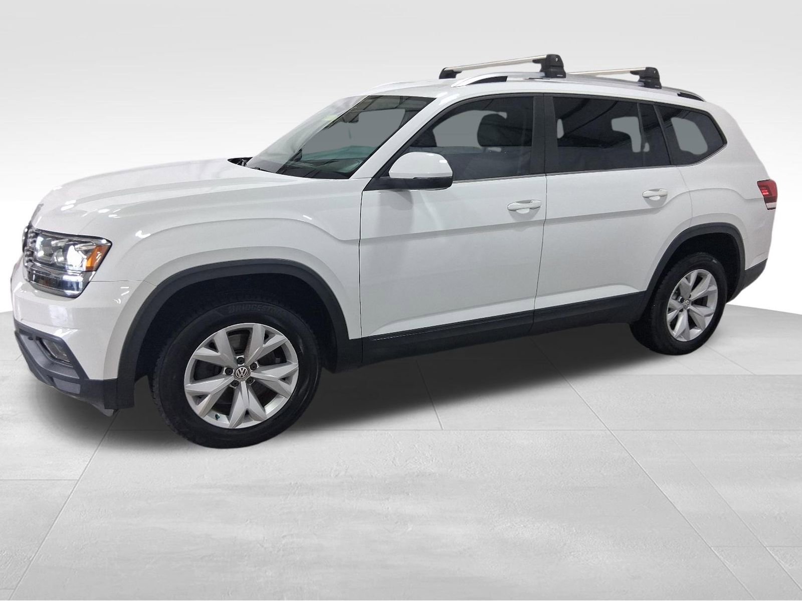 Used 2018 Volkswagen Atlas SE FWD image 1
