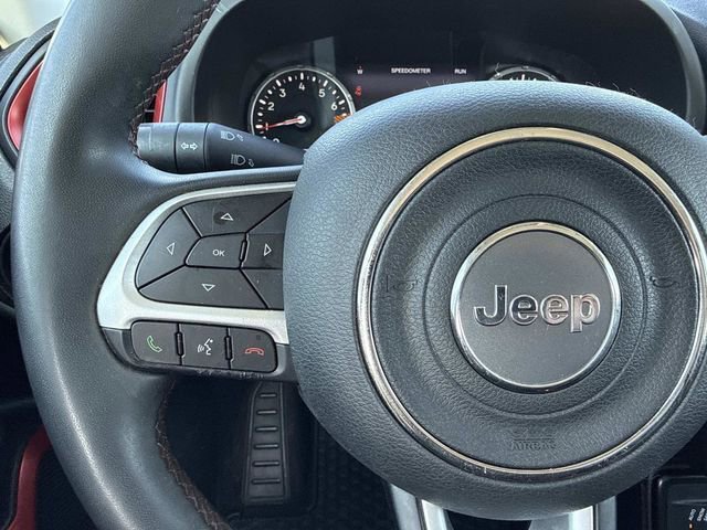 Used 2020 Jeep Renegade Trailhawk AWD/4WD image 15