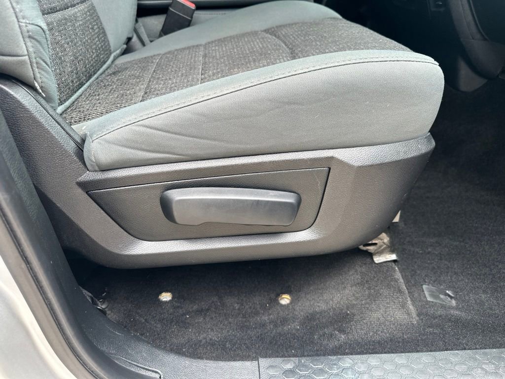 Used 2016 RAM 1500 Big Horn RWD image 27