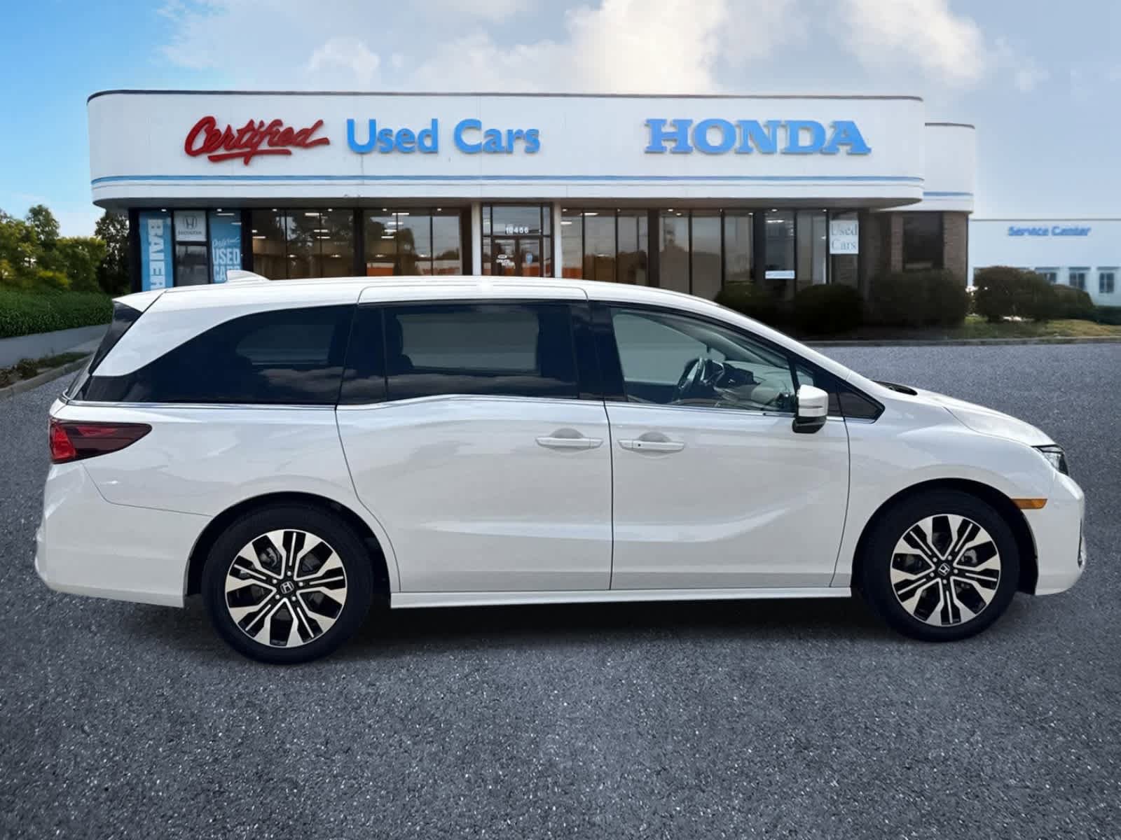 Used 2026 Honda Odyssey Elite image 6