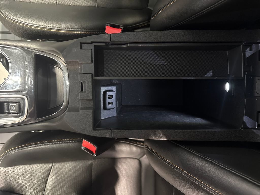 Used 2022 Chevrolet Equinox Premier AWD/4WD image 23