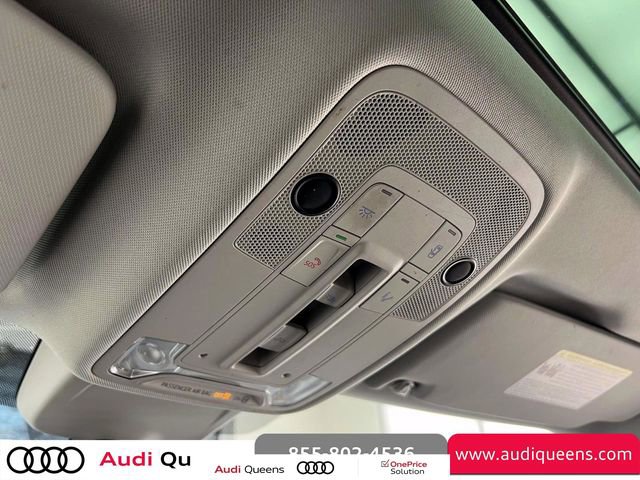 Used 2023 Audi Q3 2.0T Premium Plus w/ Premium Plus Package image 33