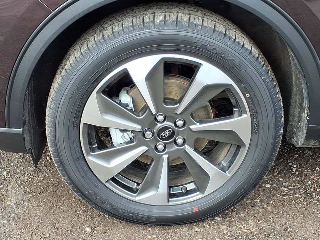 Certified 2023 Ford Escape Platinum image 9