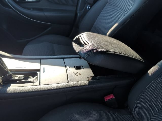 Used 2013 Ford Taurus SEL FWD image 30