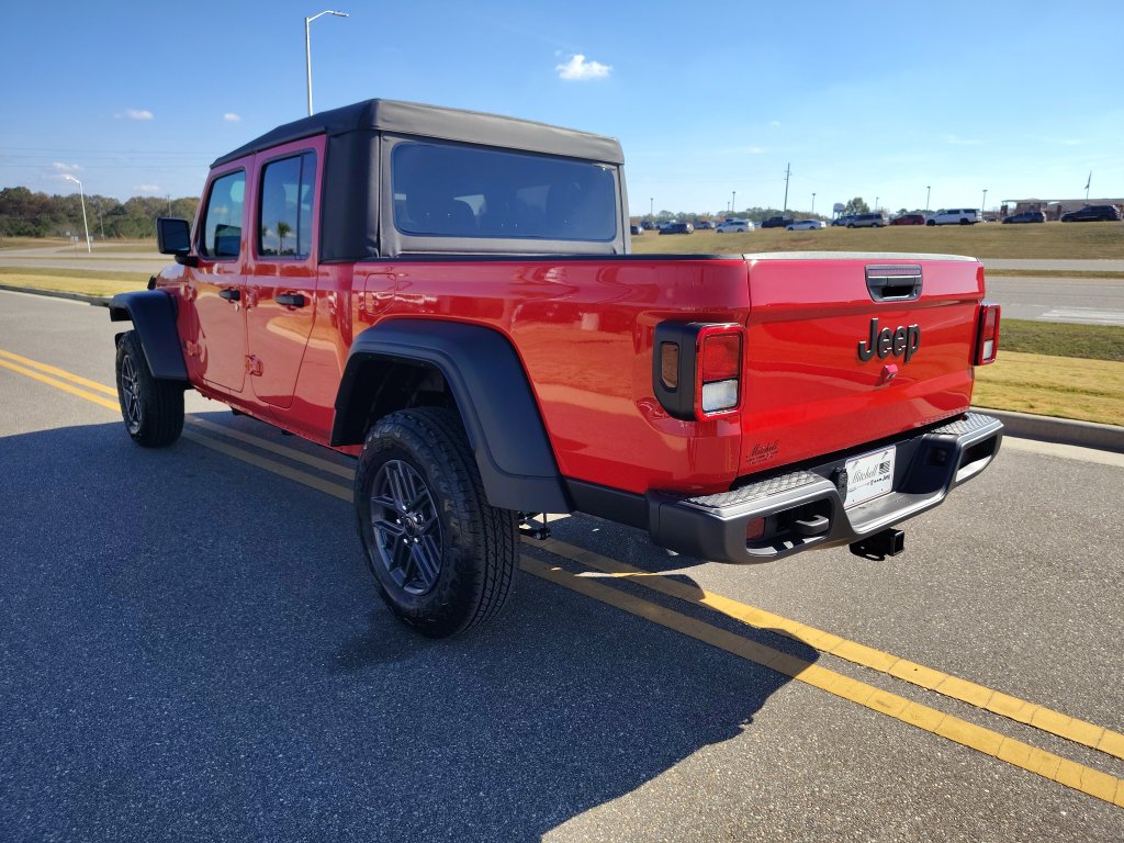New 2026 Jeep Gladiator Sport AWD/4WD image 7