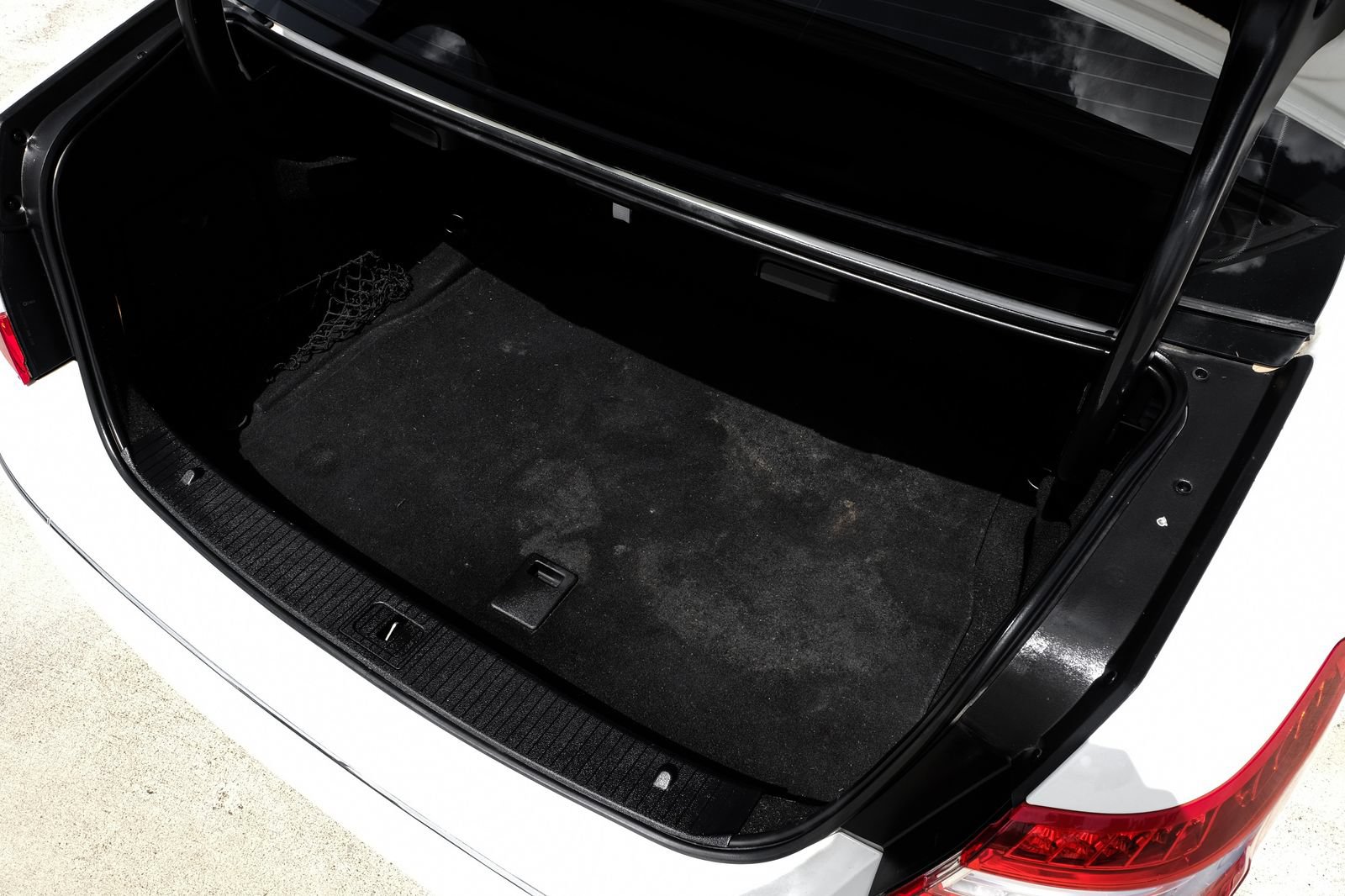 Used 2012 Mercedes-Benz E 350 Sedan image 48