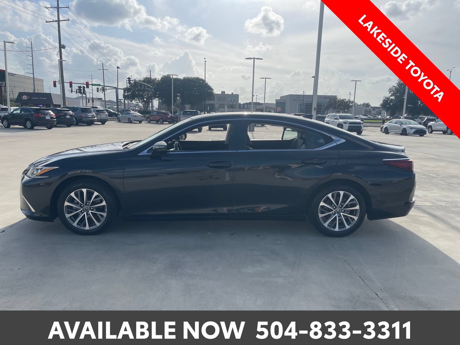 Used 2022 Lexus ES 350 w/ Accessory Package 2 FWD image 2