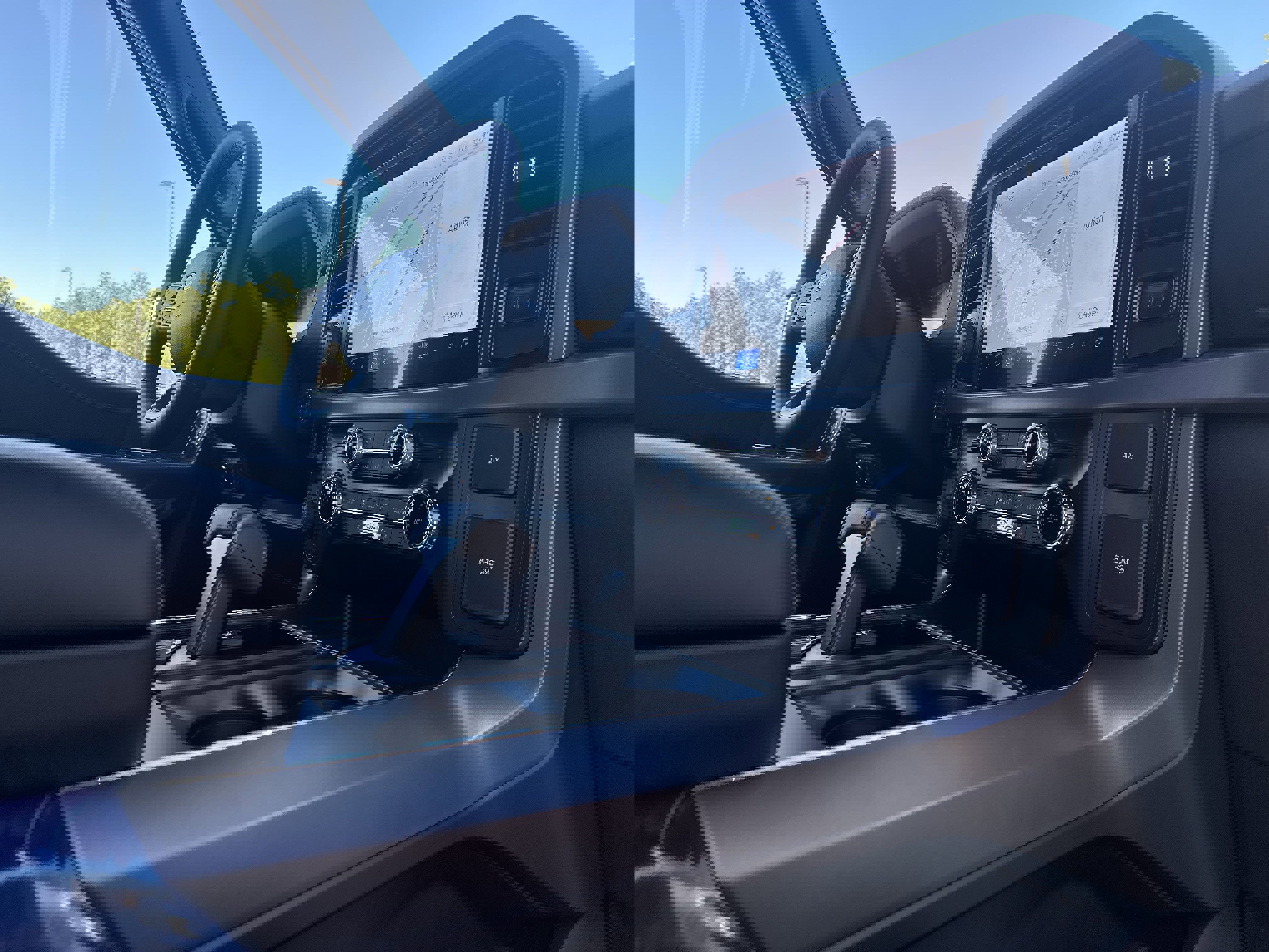 New 2025 Ford F150 XLT w/ Equipment Group 302A MID image 34