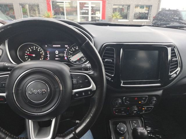 Used 2021 Jeep Compass Limited AWD/4WD image 25