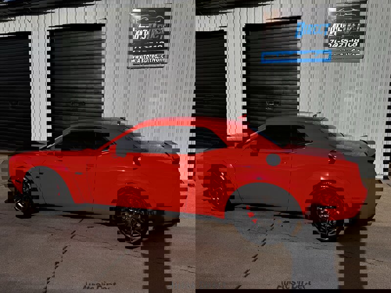 Used 2022 Dodge Challenger SRT image 5