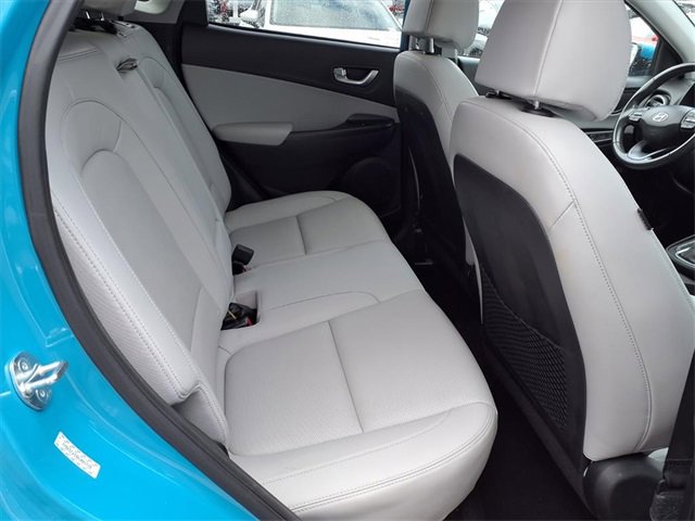 Used 2023 Hyundai Kona Limited image 22