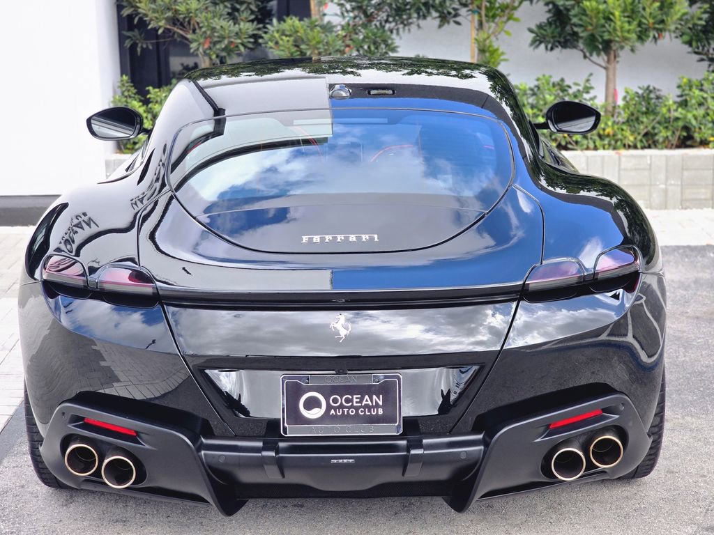 Used 2024 Ferrari Roma image 5