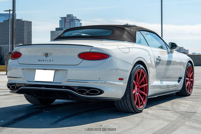 Used 2020 Bentley Continental GT V8 image 18