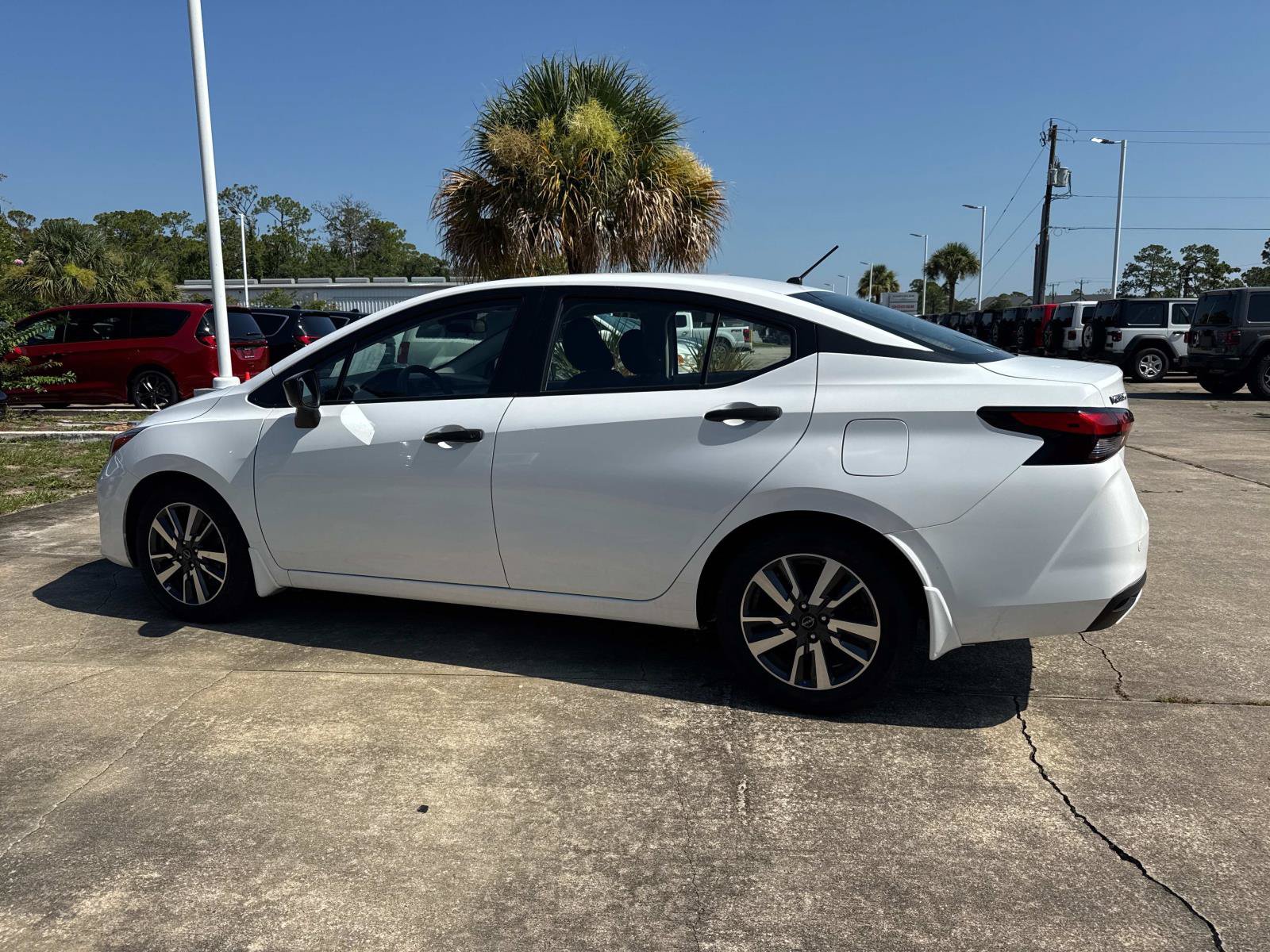 Used 2024 Nissan Versa S w/ S Plus Package FWD image 5
