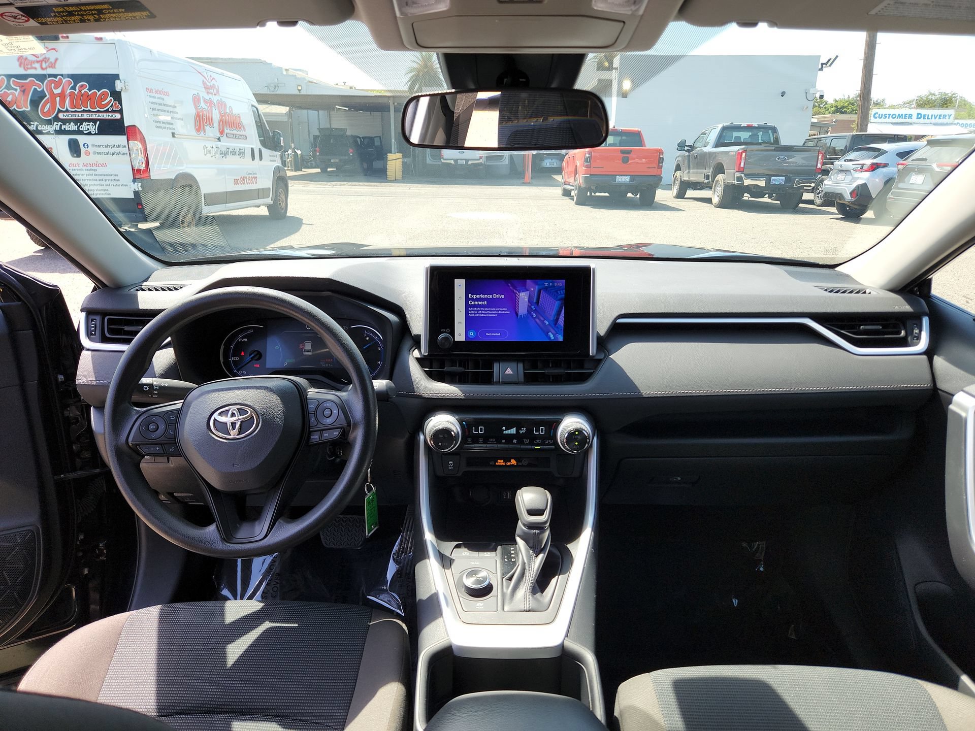 Used 2023 Toyota RAV4 LE AWD/4WD image 26