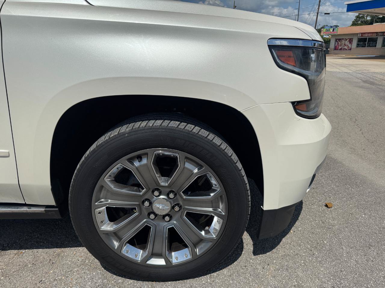 Used 2015 Chevrolet Tahoe LTZ RWD image 7