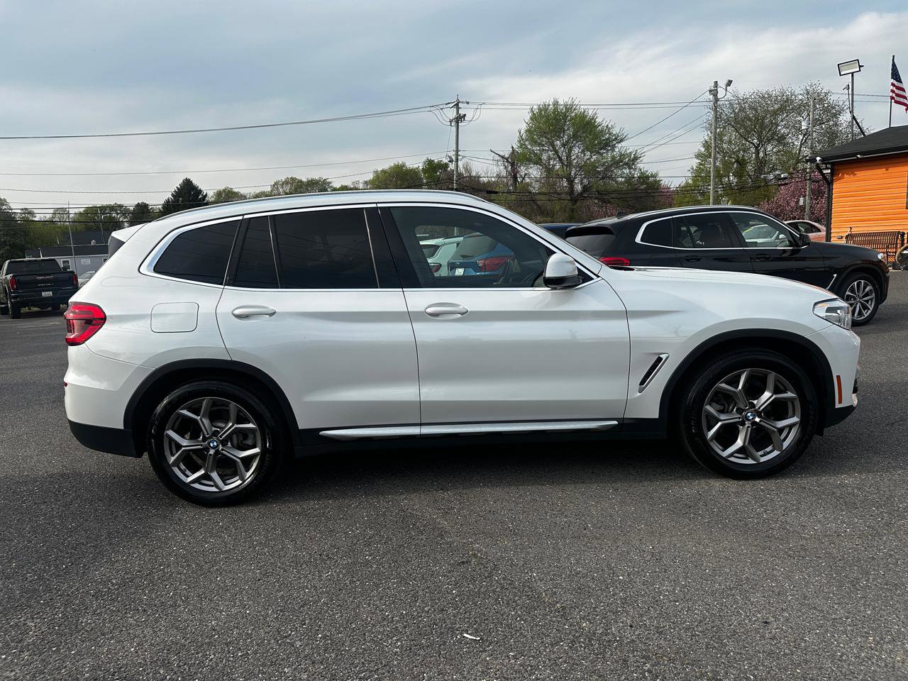 Used 2020 BMW X3 xDrive30i w/ Premium Package image 4