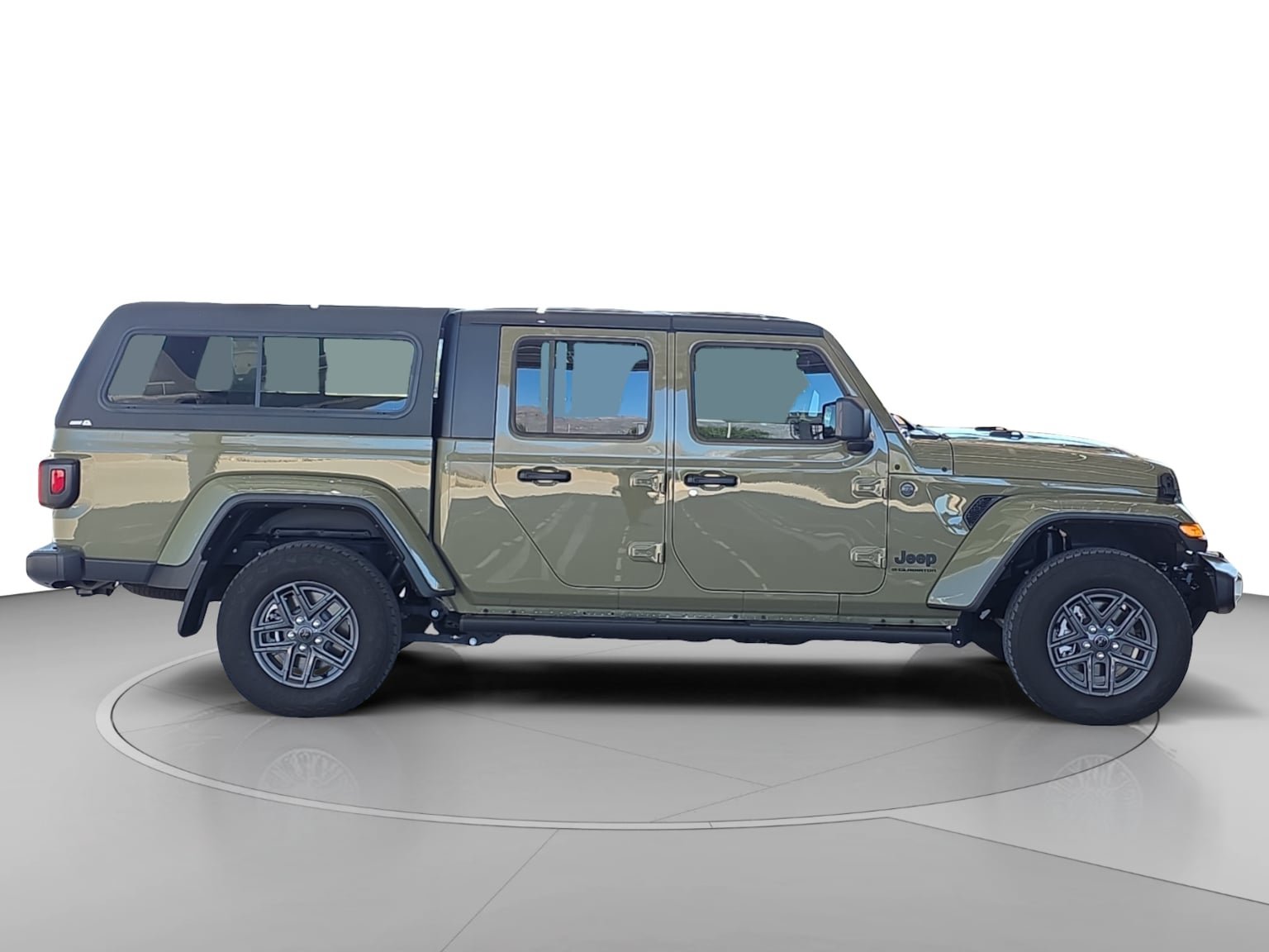 Used 2025 Jeep Gladiator Sport AWD/4WD image 11