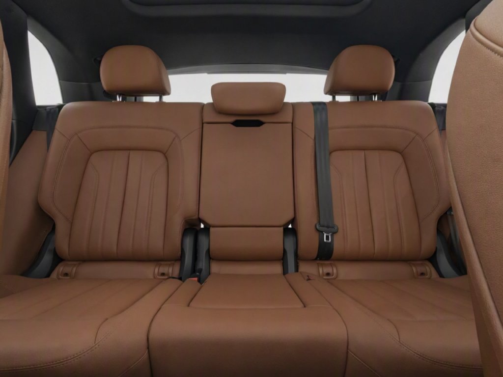 Used 2023 Audi Q5 2.0T Premium Plus w/ Premium Plus Package AWD/4WD image 26
