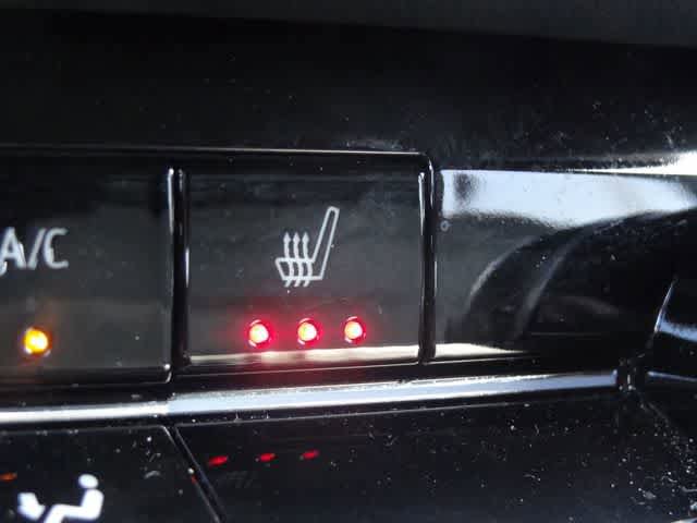 Used 2025 Chevrolet Equinox LT FWD image 26