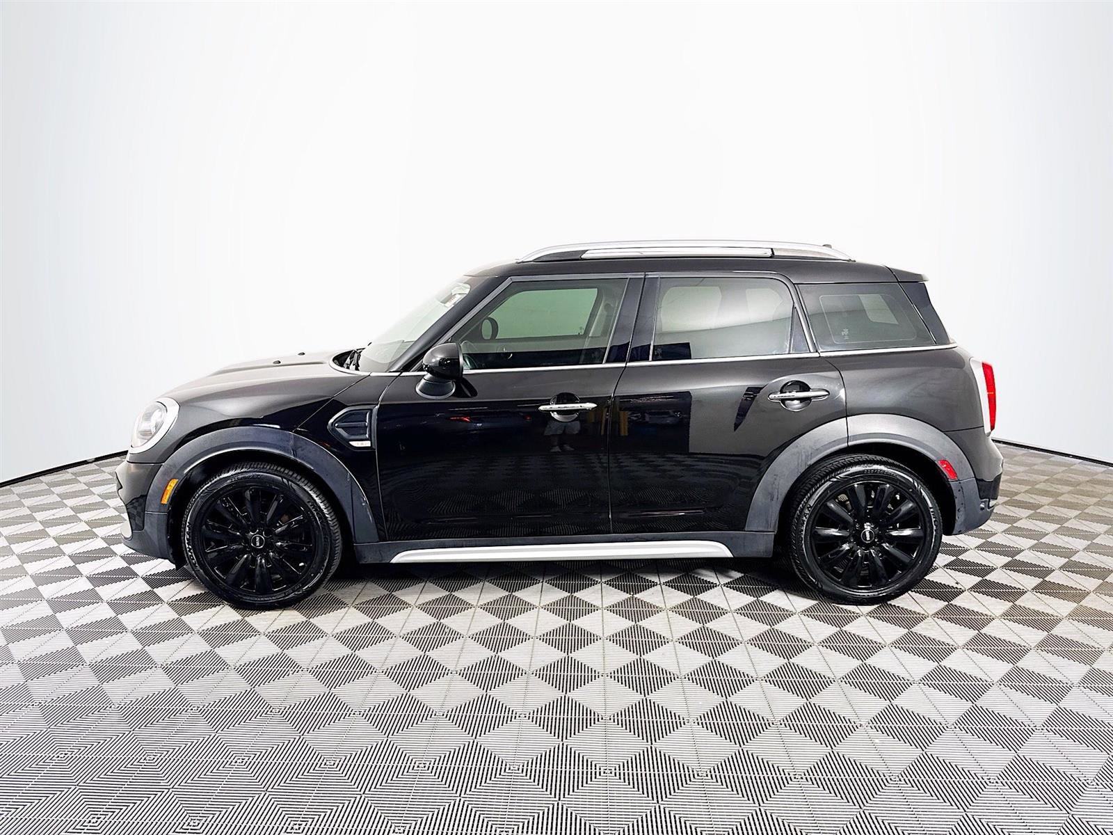 Used 2018 MINI Cooper Countryman image 9