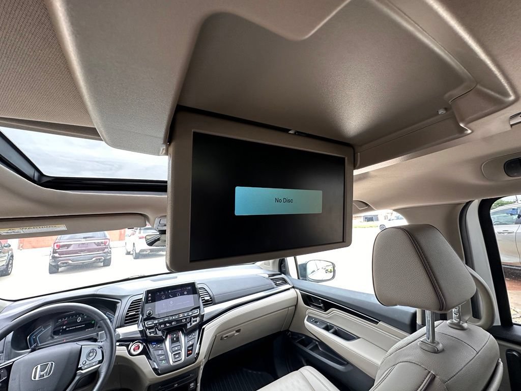 Used 2024 Honda Odyssey Elite image 15