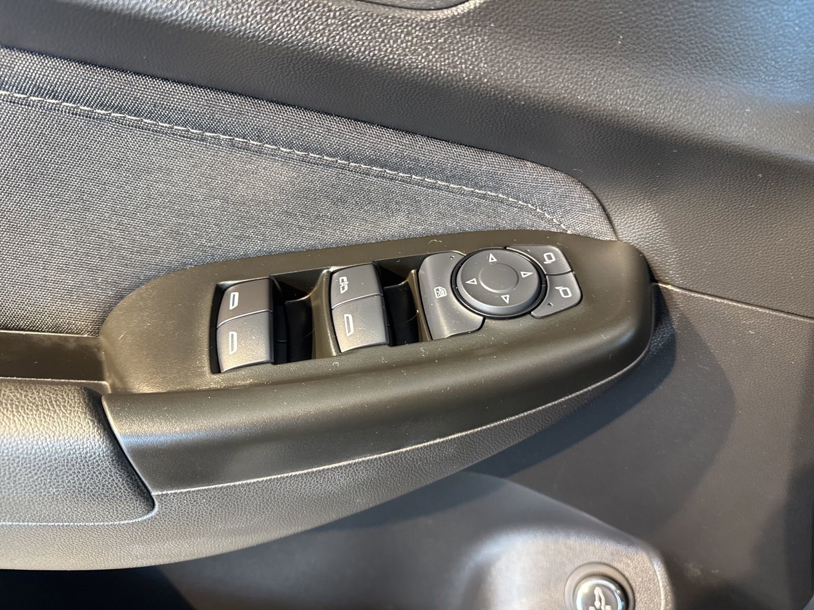 Used 2022 Chevrolet TrailBlazer ACTIV w/ Sun and Liftgate Package image 16