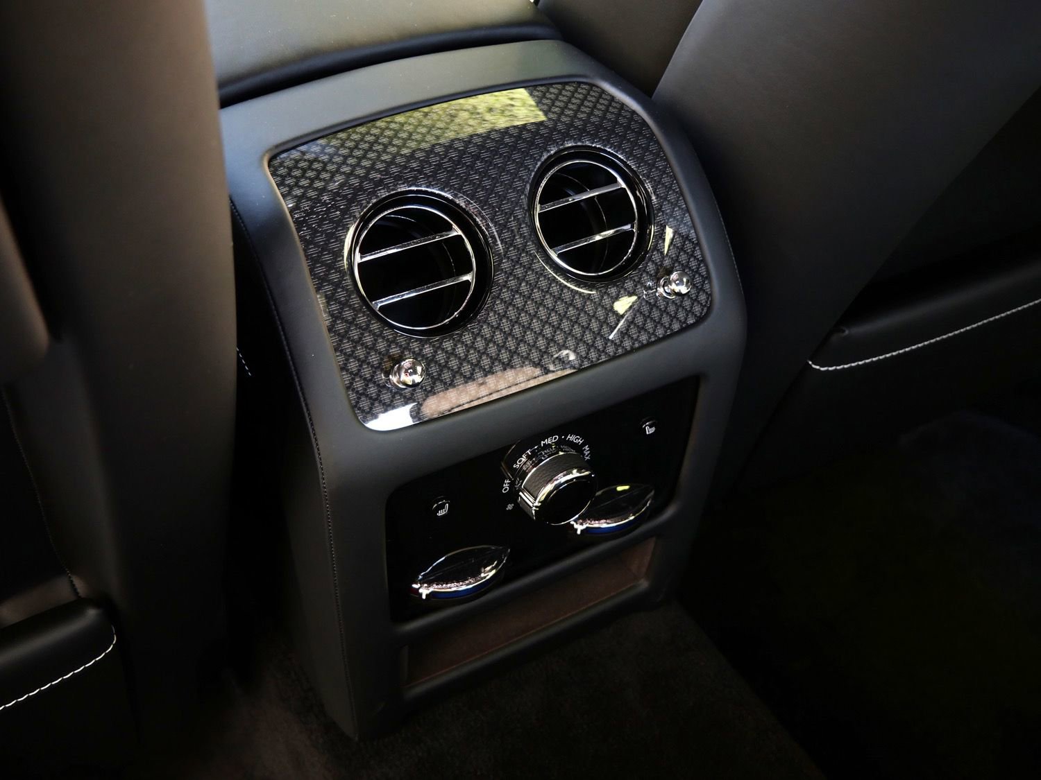 New 2026 Rolls-Royce Ghost Black Badge AWD/4WD image 30