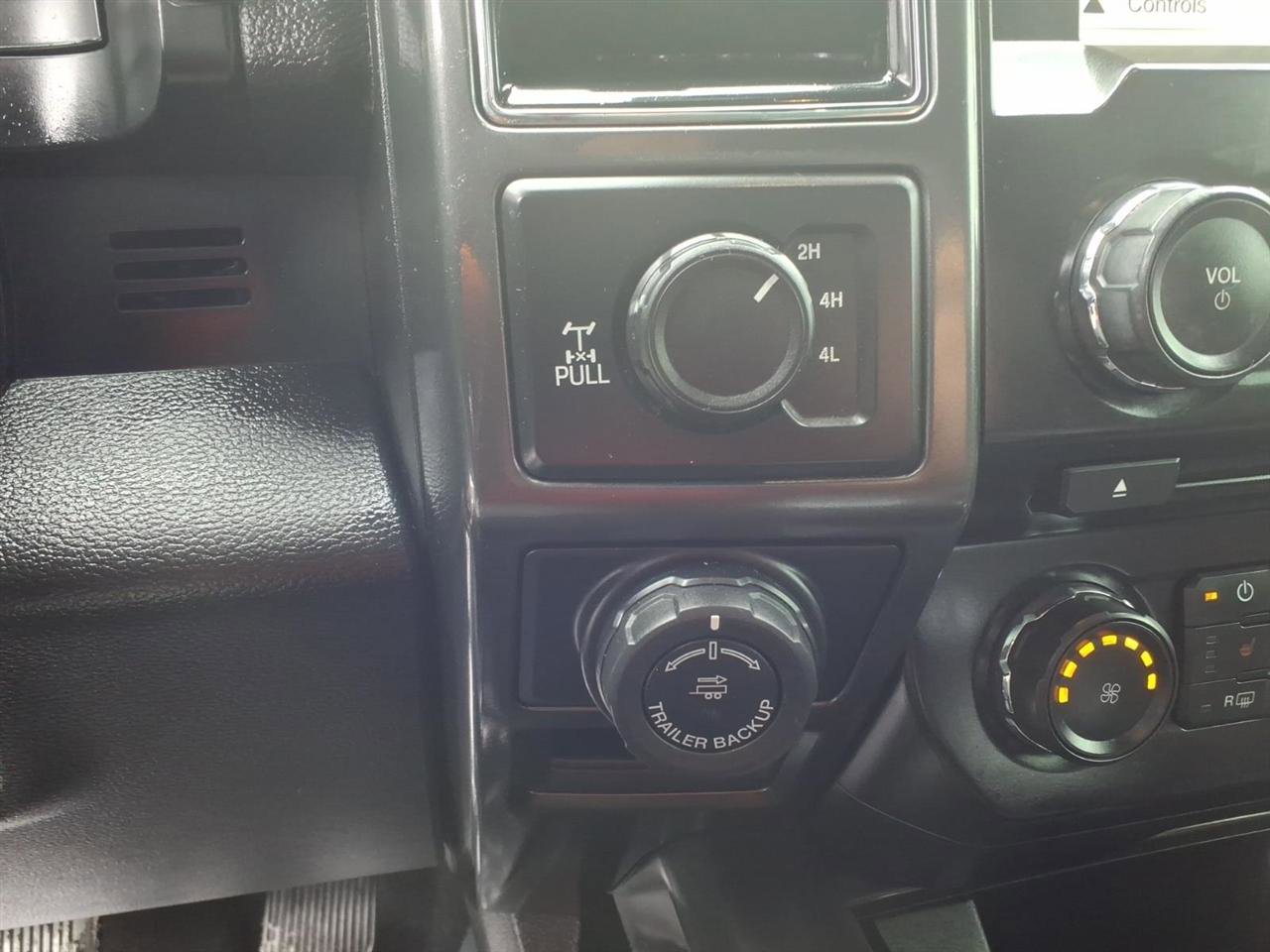 Used 2018 Ford F150 XLT w/ Equipment Group 302A Luxury image 15