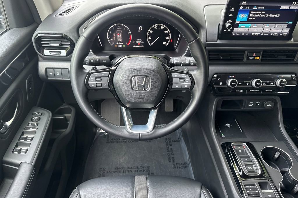 Certified 2025 Honda Pilot EX-L image 11