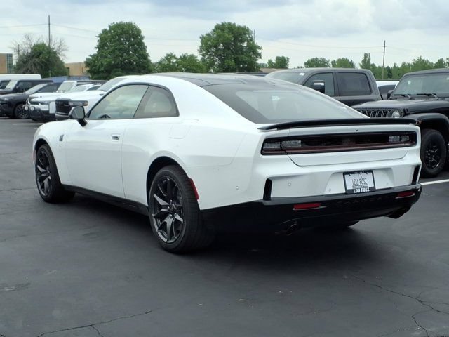 New 2026 Dodge Charger Scat Pack w/ Blacktop Package AWD/4WD image 4
