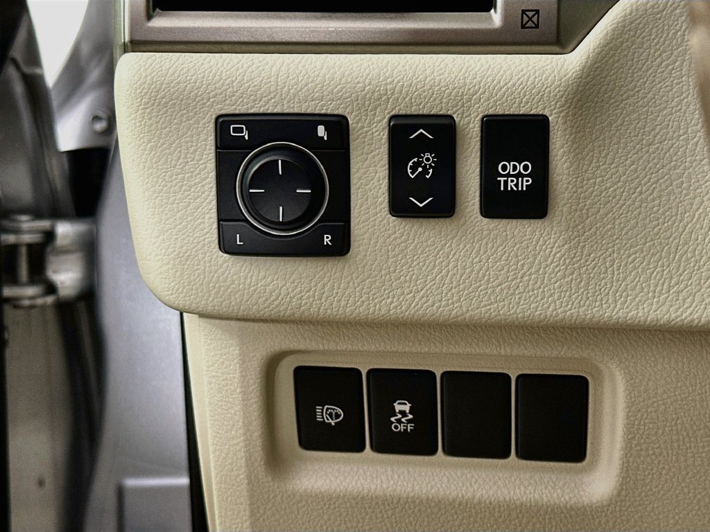 Used 2017 Lexus GX 460 Premium AWD/4WD image 12