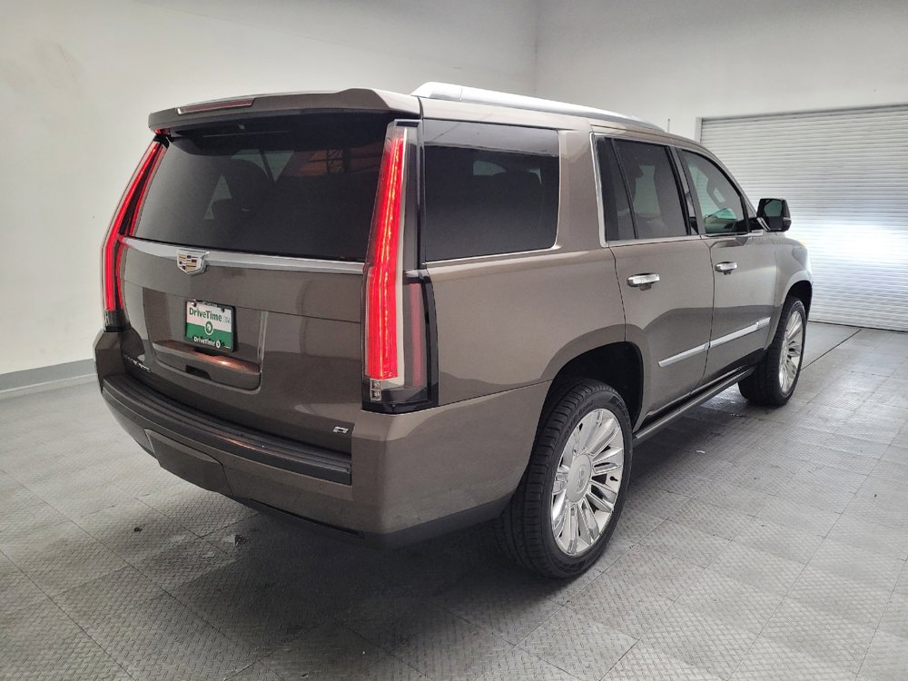 Used 2015 Cadillac Escalade Platinum RWD image 9