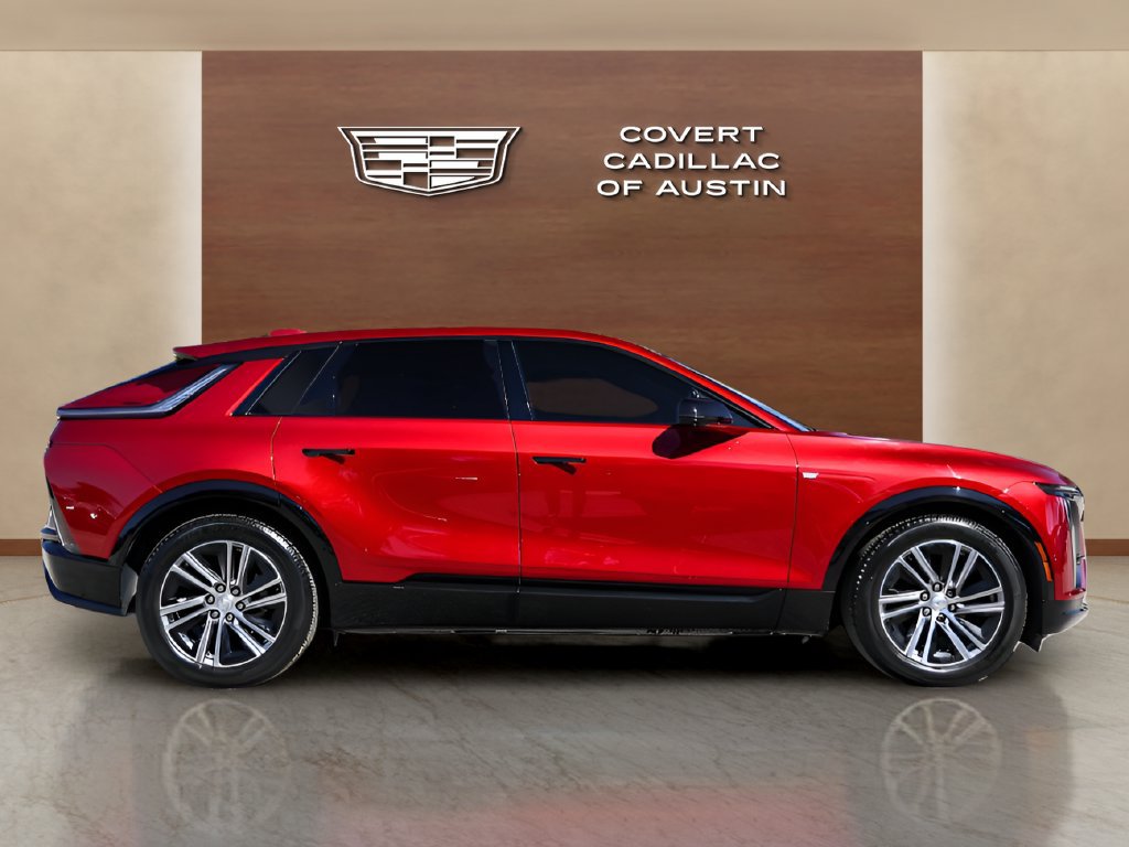 Certified 2024 Cadillac Lyriq Luxury RWD image 5