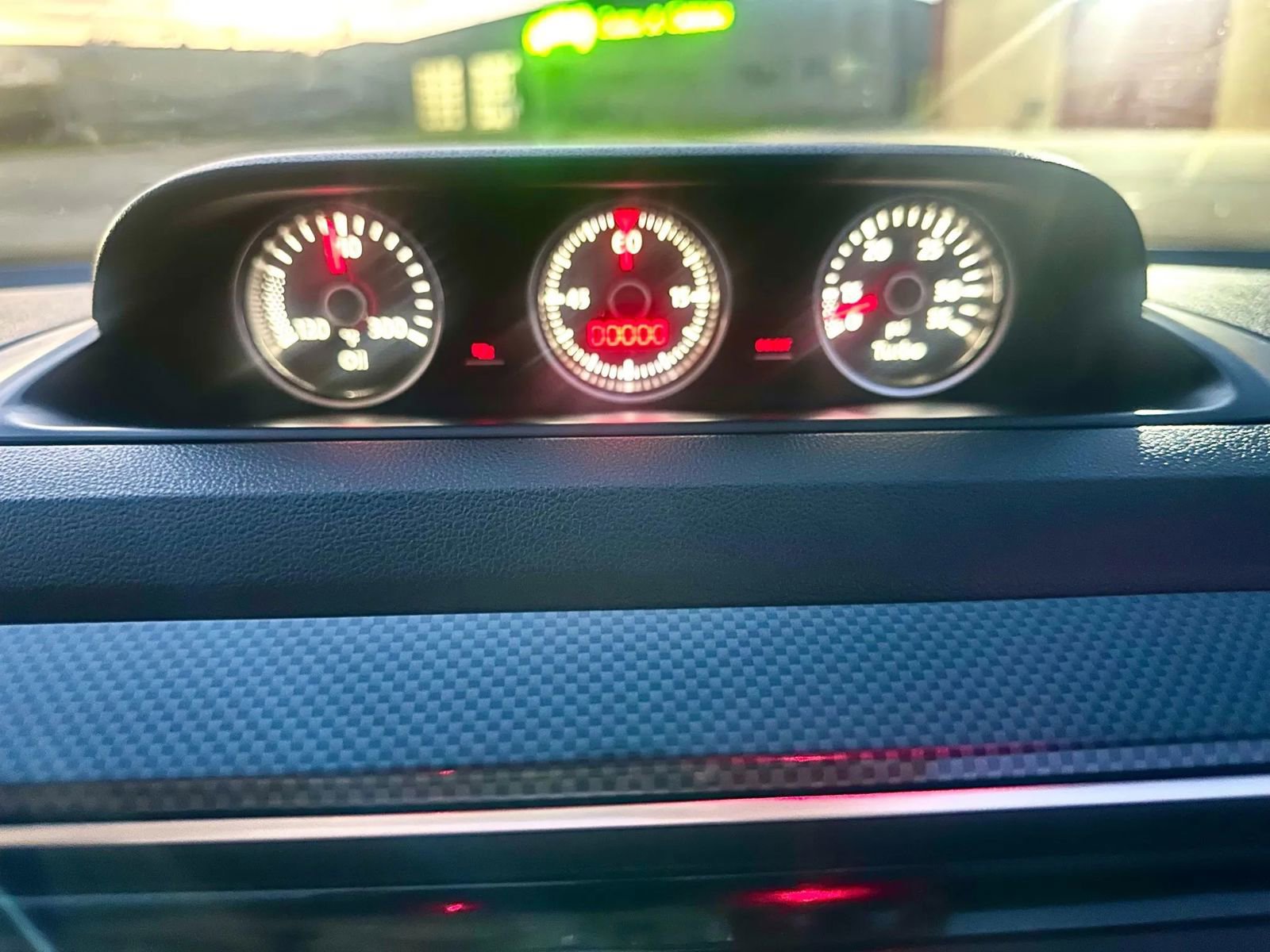 Used 2013 Volkswagen Beetle 2.0T image 24