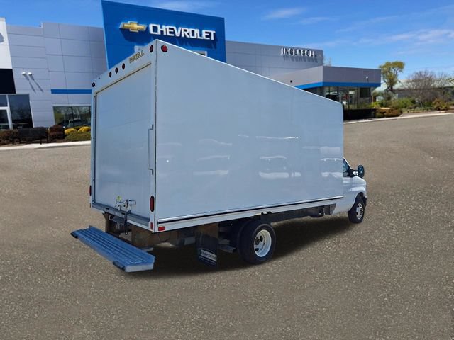 Used 2024 Ford E-450 and Econoline 450 Super Duty RWD image 25